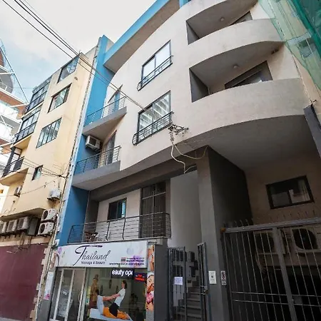 Centre Paceville Apt With Terrace, Bbq & Wifi By 360 Estates