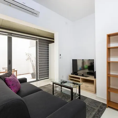 Appartement Centre Paceville Apt With Terrace, Bbq & Wifi By 360 Estates San Ġiljan